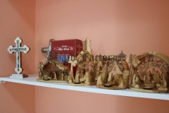 Olive-Wood-Carving-Bethlehem-Said-Factory-44